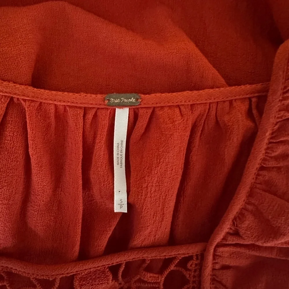 Free People A Little Secret Lace Boho Top Size‎ Small